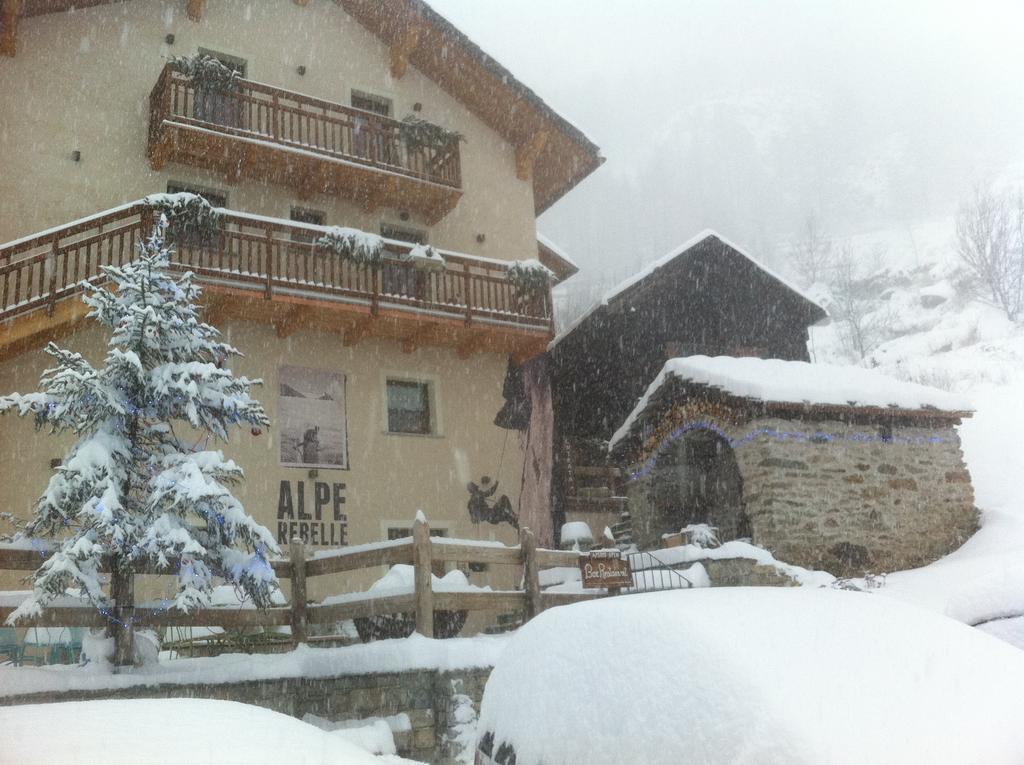 Bed and Breakfast Alpe Rebelle Bionaz Exterior foto