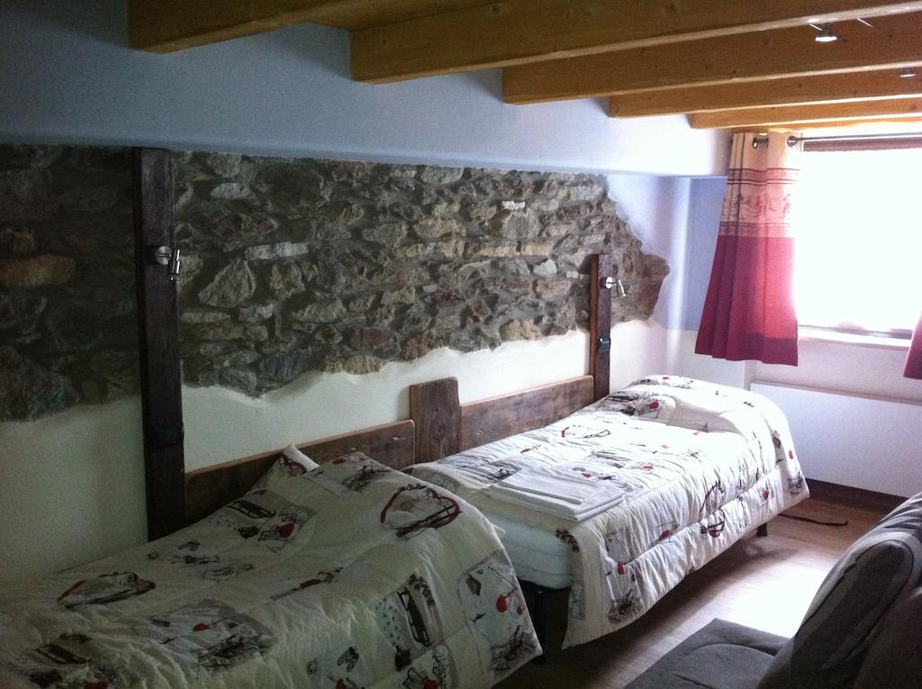Bed and Breakfast Alpe Rebelle Bionaz Zimmer foto