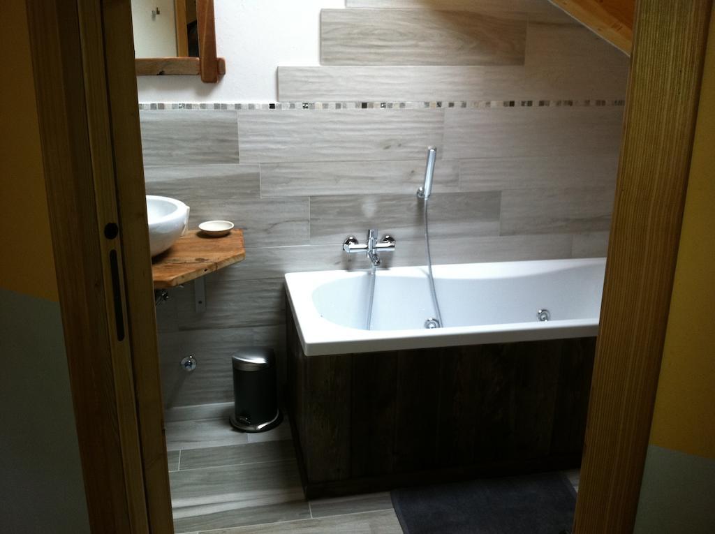 Bed and Breakfast Alpe Rebelle Bionaz Zimmer foto