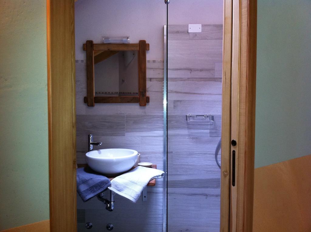 Bed and Breakfast Alpe Rebelle Bionaz Zimmer foto