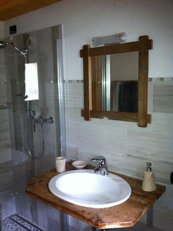 Bed and Breakfast Alpe Rebelle Bionaz Zimmer foto